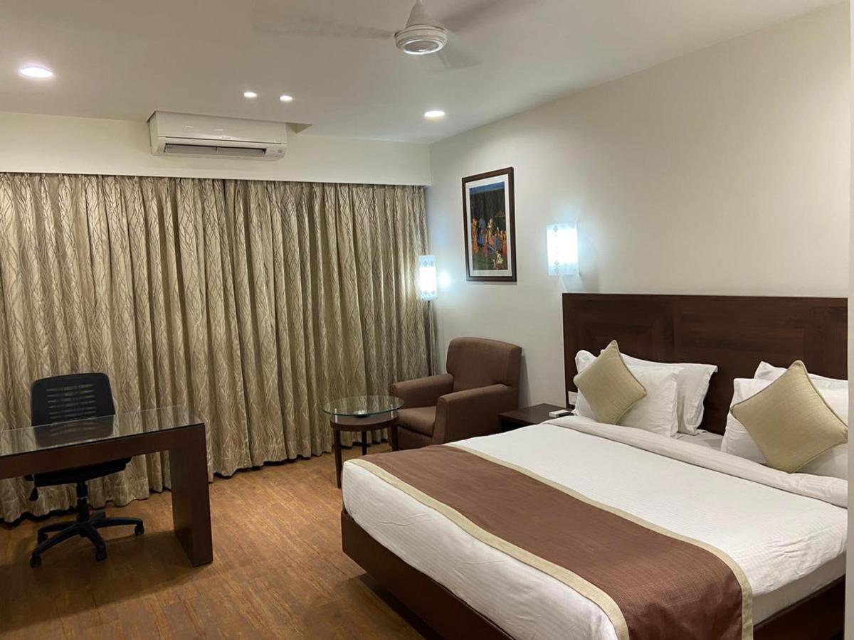 Chryso Hotels Pvt Ltd Ankleshwar 외부 사진