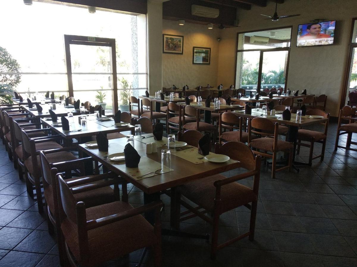 Chryso Hotels Pvt Ltd Ankleshwar 외부 사진