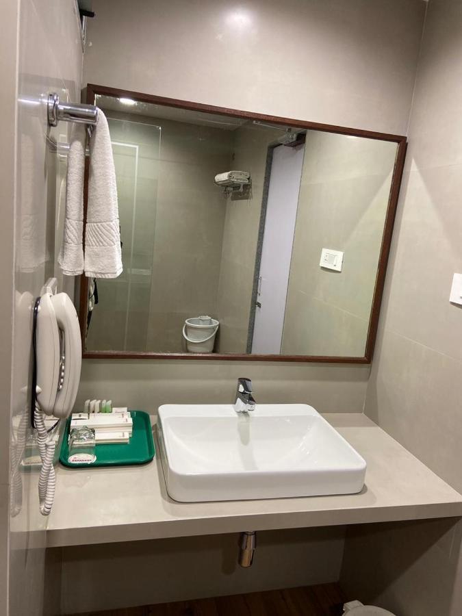 Chryso Hotels Pvt Ltd Ankleshwar 외부 사진