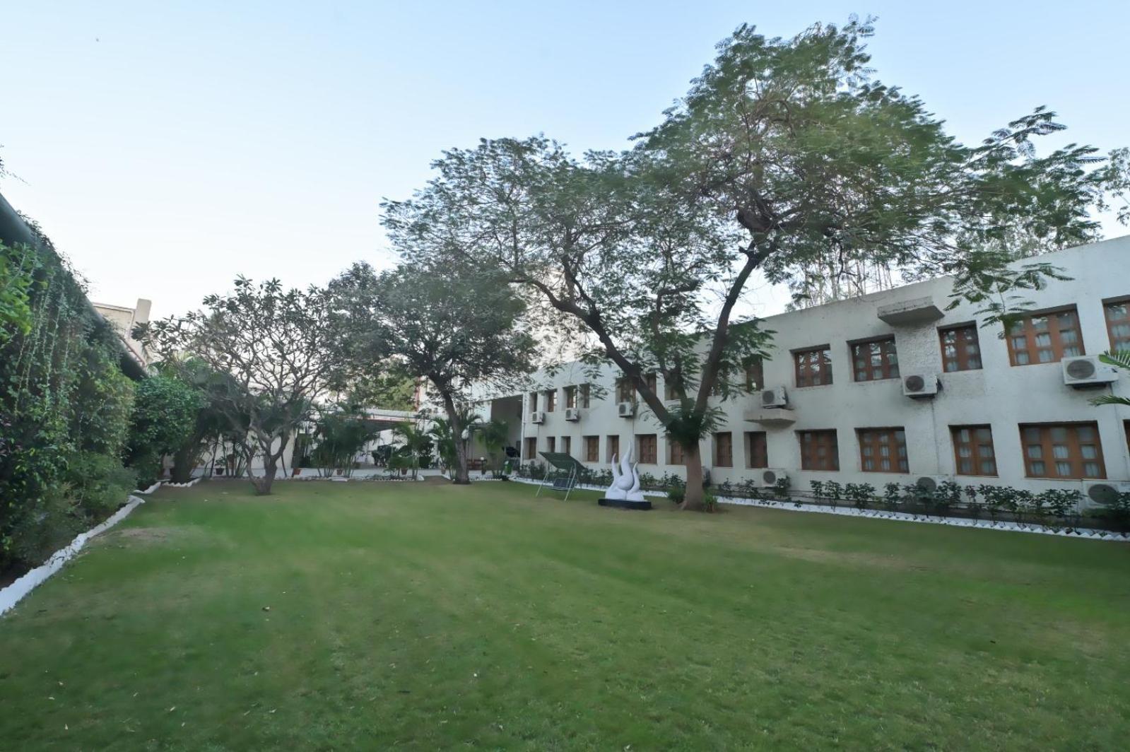 Chryso Hotels Pvt Ltd Ankleshwar 외부 사진