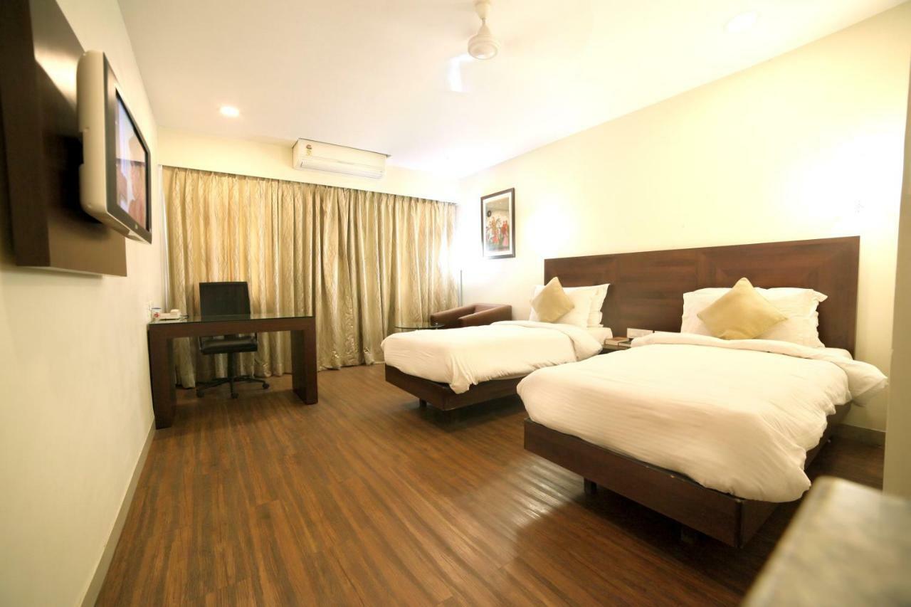 Chryso Hotels Pvt Ltd Ankleshwar 외부 사진